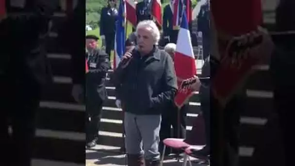 Michel Sardou rechante pour la première fois en hommage à Bernard Dargols