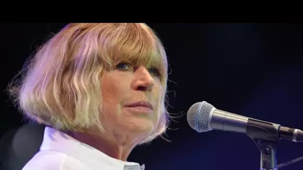 Marianne Faithfull hospitalisée après avoir contracté le coronavirus
