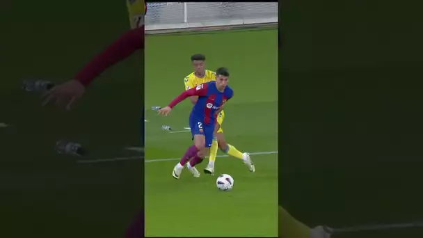 😍 Ce Barça là, c'est de la pure RÉGALADE ! 😭 La facilité de Joao Félix et Cancelo ! #shorts