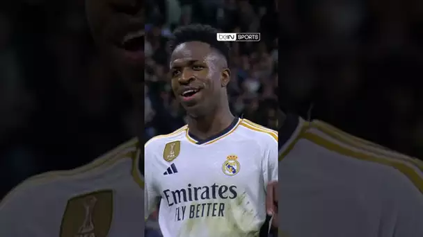 😂 Vinicius qui sort le "Calma Calma" de CR7 au Bernabeu ! #shorts