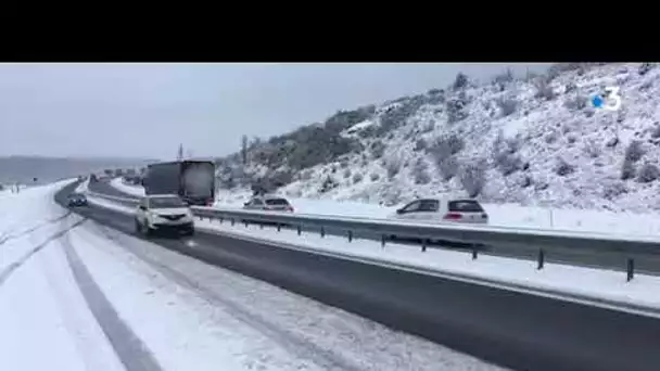 Météo : la neige et les poids lourds perturbent la circulation sur l'A75