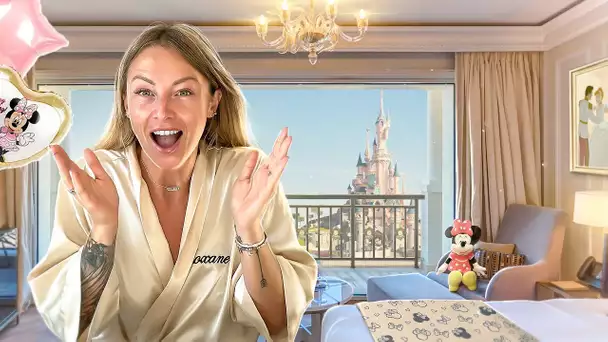 ON TESTE LA PLUS GRANDE CHAMBRE DE LUXE DE DISNEY