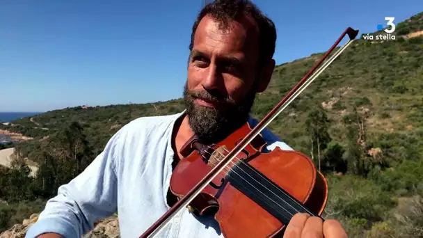 Bertrand Cervera : Quadrille traditionnel corse