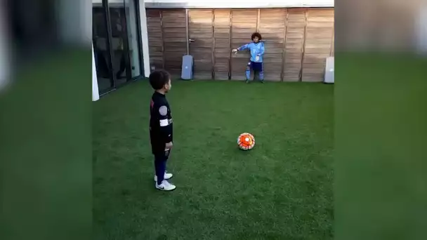 Thiago Silva entraîne ses deux fils !