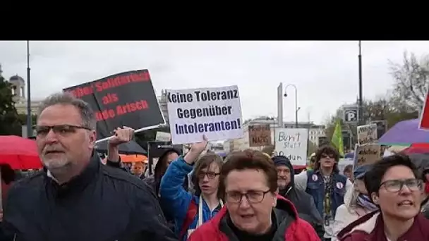 Des habitants de Vienne ont marché ce samedi contre le FPÖ, le parti d'extrême droite
