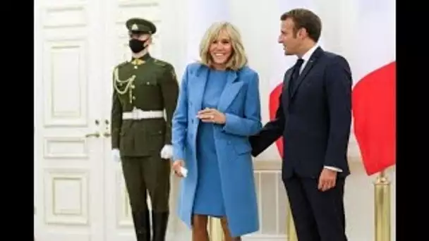 PHOTO : "Je ne savais pas où regarder !", embrassée par un naturiste, Brigitte Macron...