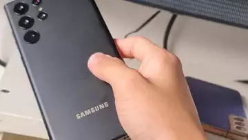 Le Samsung Galaxy S22 Ultra montre des photos prises en main et a l'air génial