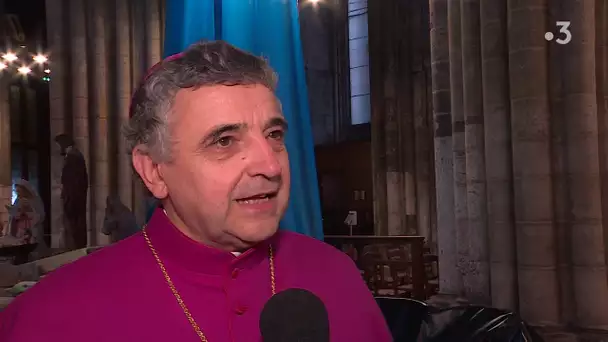 Monseigneur Lebrun, archevêque de Rouen a présidée la messe de Noël en la cathédrale de Rouen