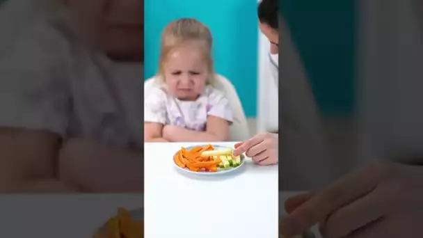 QUEL BÉBÉ ADORABLE ! COMMENT TROMPER VOTRE ENFANT POUR MANGER SAINEMENT #shorts