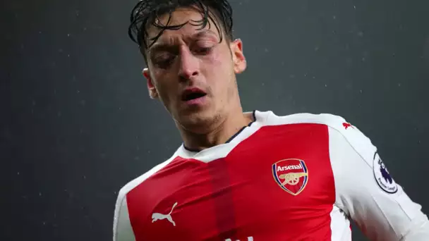 Quand Mesut Özil se paye José Mourinho