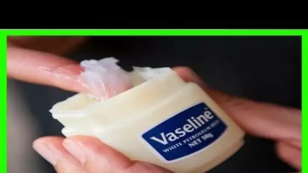 ARRÊTEZ IMMÉDIATEMENT D&#039;UTILISER LA VASELINE! 4 RAISONS POUR LESQUELLES VOUS NE DEVRIEZ JAMAIS METT