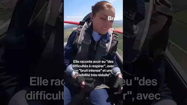 La verrière de son cockpit s’ouvre en plein vol