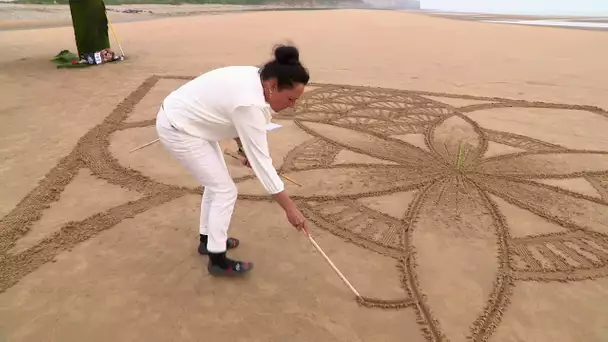 A la découverte des plages du Calvados : dessins éphémères sur le sable de Vierville-sur-Mer