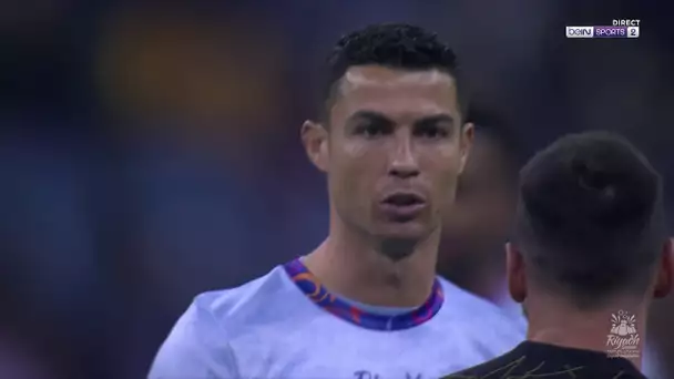 La poignée de main entre Ronaldo et Messi