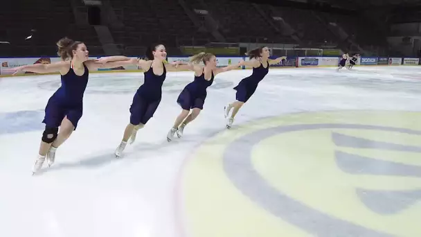 Patinage synchronisé : l'équipe Team Jeanne d'Arc s'entraine avant le championnat de France Elite