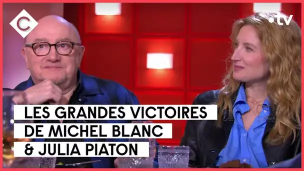 Benoît Magimel, Michel Blanc et Julia Piaton - C à Vous - 27/02/2023