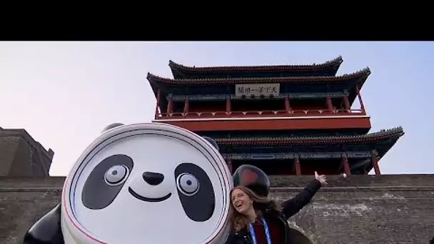 En marge des Jeux olympiques, des journalistes visitent la grande muraille de Chine