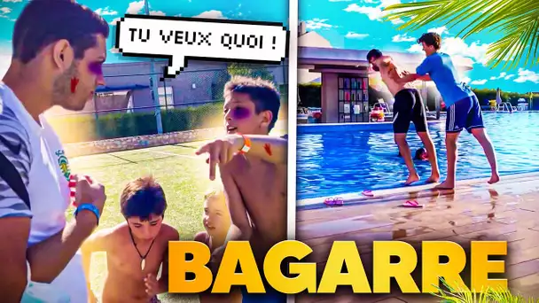 YOUNES S'EST BATTU AVEC UN ANGLAIS A L'HOTEL ! 🚨🤬  ( bagarre piscine)