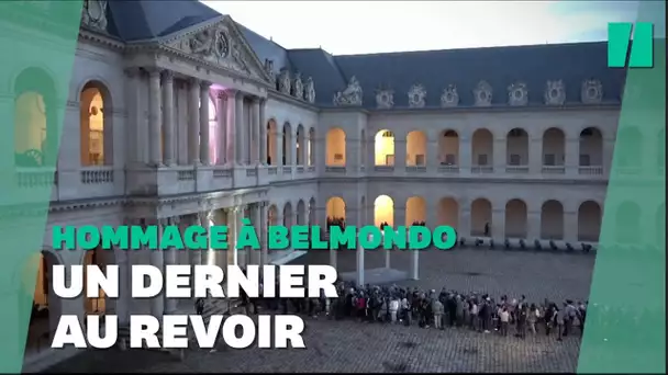 Hommage à Belmondo: la foule impressionnante des anonymes aux Invalides