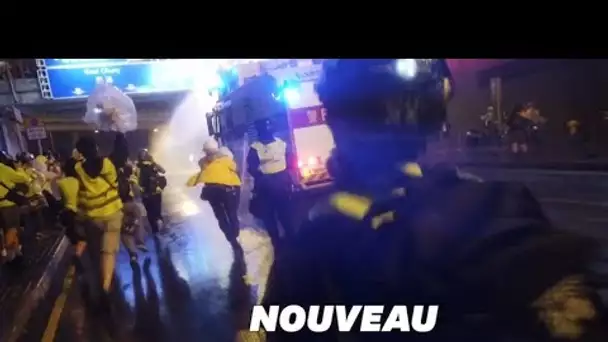 À Hong Kong, la police utilise des canons à eau contre des manifestants