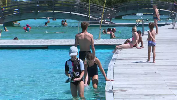 Covid : pourquoi le coronavirus n’inquiète pas les baigneurs de Beaune Côté Plage ?