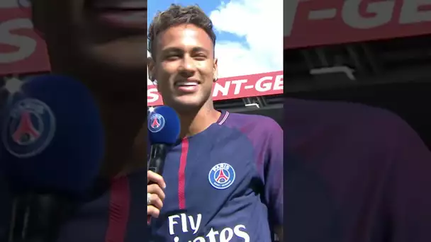 🔥 La folle présentation de Neymar au PSG, dans un Parc des Princes en feu ! #shorts