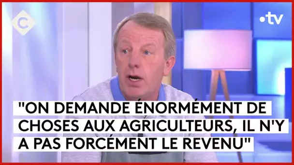 La colère des agriculteurs grandit en France et en Europe - C à vous - 22/01/2024