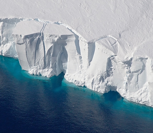 Un iceberg grand comme un département français vient de se détacher de l'Antartique !