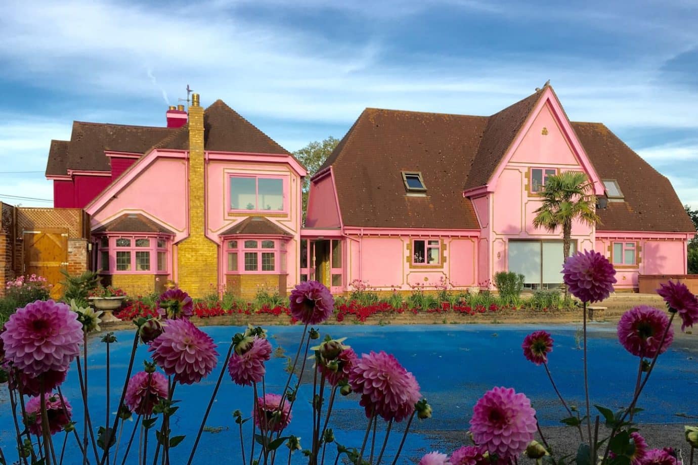 Airbnb vous propose de louer la maison la plus kitsch au monde, en Angleterre !