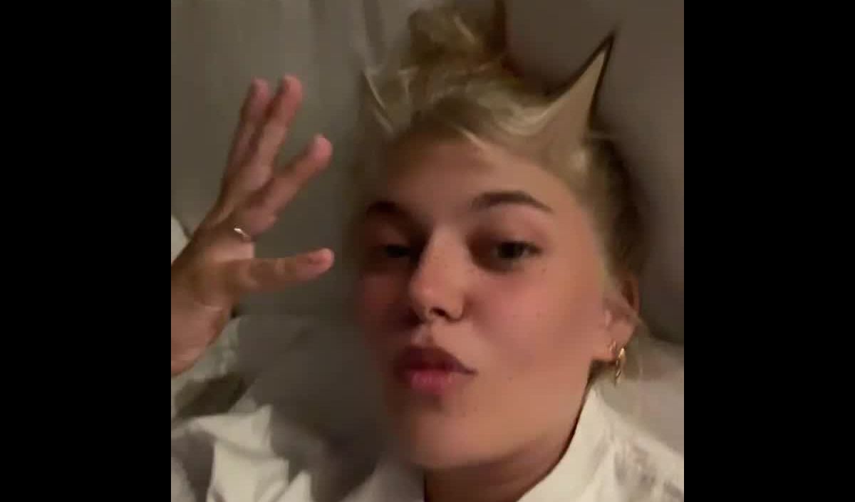 Louane Est Elle Deja Prete A Avoir Un Deuxieme Enfant Avec Florian Rossi Sa Reponse Honnete Allo Trends Louane Est Elle Deja Prete A Avoir Un Deuxieme Enfant Avec Florian Rossi Sa Reponse Honnete Allo Trends